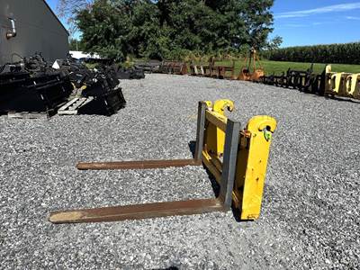 John Deere EURO/ISO/HIVIS 60" FORKS Rotating Pallet Forks