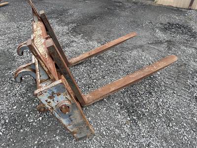 BALDERSON Rotating Pallet Forks