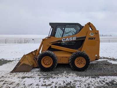 Case 95XT Track Skid Steer