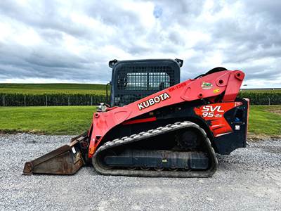 Kubota SVL95-2S Compact Track Loader