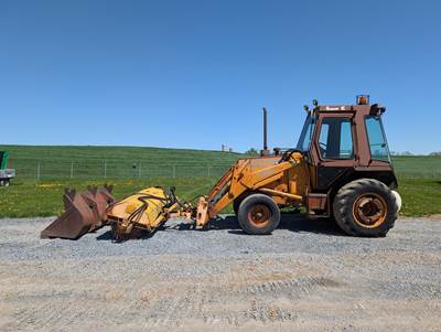 Case 580 Super E Skip Loader