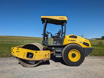 BOMAG BW177D-5 Smooth Drum Roller Compactor
