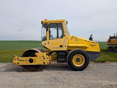 BOMAG BW177DH-40 Smooth Drum Roller Compactor
