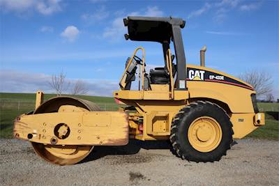 Caterpillar Smooth Drum Rollers For Sale | MyLittleSalesman.com
