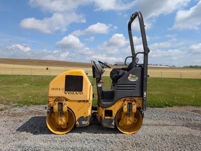 Volvo DD14 Smooth Drum Roller Compactor