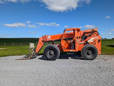 SkyTrak 6042 Telehandler