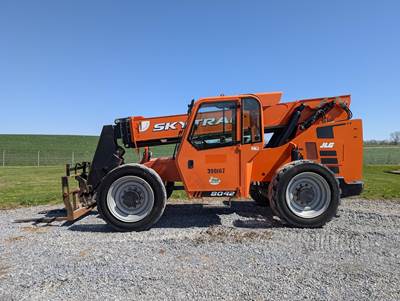 SkyTrak 8042 Telehandler
