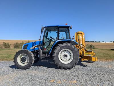 New Holland TL100A Tractor