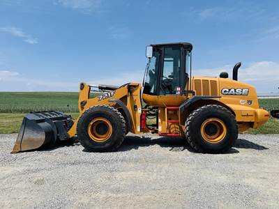 Case 721F Wheel Loader