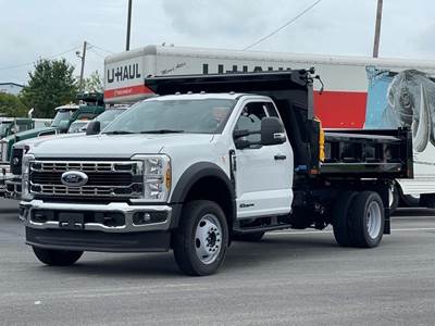 Ford F-550 Single Axle Cab & Chassis Truck - Automatic
