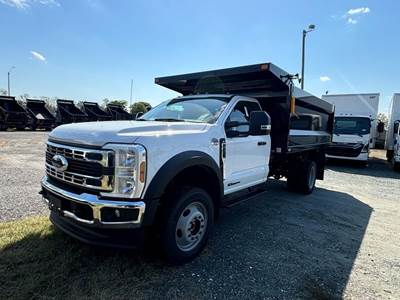 Ford F-550 Single Axle Cab & Chassis Truck - Automatic
