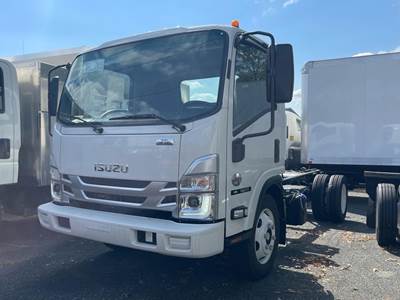 Isuzu NRR Single Axle Cab & Chassis Truck - Gm, 350HP, 6 Speed Allison Rds Automatic