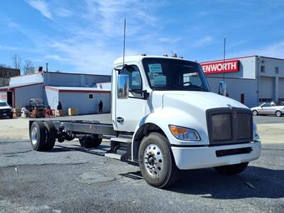 Kenworth T280 Single Axle Cab & Chassis Truck - Paccar, 300HP, 6 Speed Allison Rds Automatic