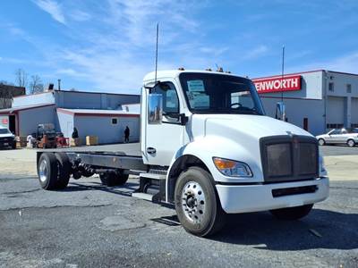 Kenworth T280 Single Axle Cab & Chassis Truck - Paccar, 300HP, 6 Speed Allison Rds Automatic