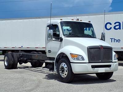 Kenworth T280 Single Axle Cab & Chassis Truck - Paccar, 300HP, 6 Speed Allison Rds Automatic