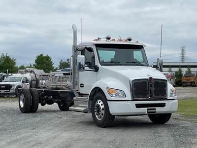 Kenworth T380 Single Axle Cab & Chassis Truck - Paccar, 300HP, 5 Speed Allison Rds Automatic
