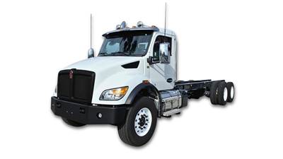Kenworth T480 Tandem Axle Cab & Chassis Truck - Paccar, 300HP, 6 Speed Allison Rds Automatic