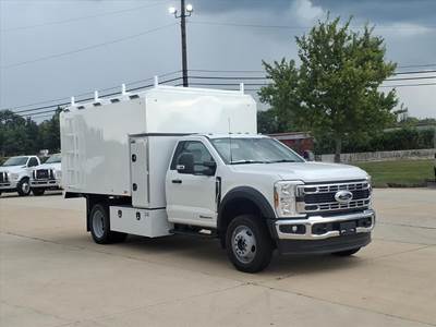 Ford F-550 Chipper Truck - Automatic