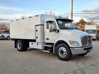 Kenworth T280 Chipper Truck - Paccar, 260HP, 5 Speed Allison Rds Automatic