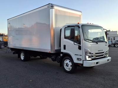Isuzu NRR 20 ft Box Truck - 350HP, 6 Speed Allison Rds Automatic, Roll up Door, Liftgate