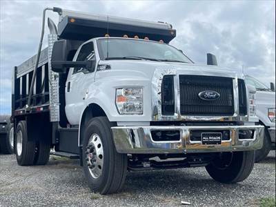 Ford F-750 Single Axle Dump Truck - 12' Dump
