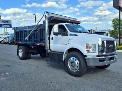 Ford F-750 Single Axle Dump Truck - 330HP, Automatic, 14' Dump
