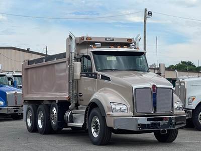 Kenworth T880 Tri Axle Dump Truck - Paccar 510HP, 6 Speed Allison Rds Automatic