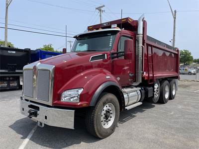 Kenworth T880 Tri Axle Dump Truck - Paccar 510HP, 6 Speed Allison Rds Automatic, 17' Dump