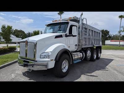 Kenworth T880 Tri Axle Dump Truck - Paccar 485HP, 6 Speed Allison Rds Automatic, 16' Dump