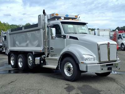 Kenworth T880 Tri Axle Dump Truck - Paccar 510HP, 6 Speed Allison Rds Automatic, 17' Dump