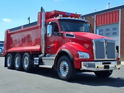 Kenworth T880 Tri Axle Dump Truck - Paccar 510HP, 6 Speed Allison Rds Automatic, 17' Dump