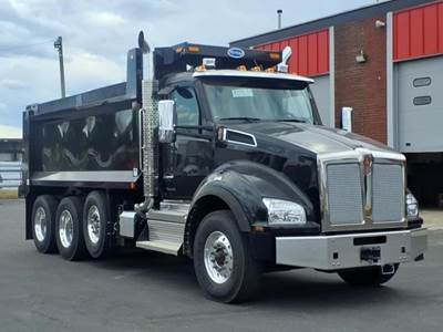Kenworth T880 Tri Axle Dump Truck - Cummins 525HP, 6 Speed Allison Rds Automatic, 17' Dump