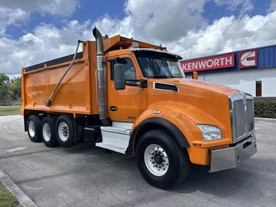 Kenworth T880 Tri Axle Dump Truck - Cummins 505HP, 8Ll Manual, 17' Dump