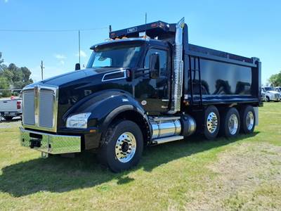Kenworth T880 Tri Axle Dump Truck - Paccar 510HP, 6 Speed Allison Rds Automatic, 17' Dump