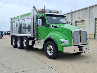 Kenworth T880 Tri Axle Dump Truck - Cummins 500HP, 6 Speed Allison Rds Automatic, 17' Dump