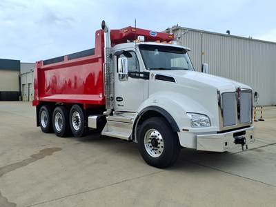 Kenworth T880 Tri Axle Dump Truck - Cummins 525HP, 18 Speed Endurant Amt, 17' Dump