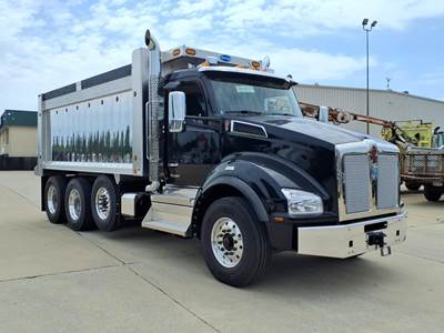 Kenworth T880 Tri Axle Dump Truck - Cummins 500HP, 6 Speed Allison Rds Automatic, 17' Dump