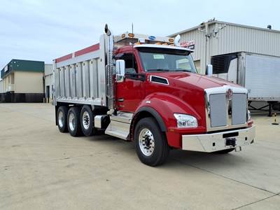 Kenworth T880 Tri Axle Dump Truck - Cummins 525HP, 6 Speed Allison Rds Automatic, 17' Dump