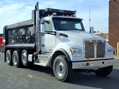 Kenworth T880S Tri Axle Dump Truck - Paccar 510HP, 6 Speed Allison Rds Automatic, 17' Dump