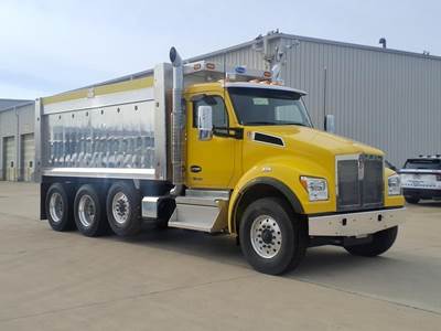 Kenworth T880S Tri Axle Dump Truck - Paccar 510HP, 6 Speed Allison Rds Automatic, 17' Dump