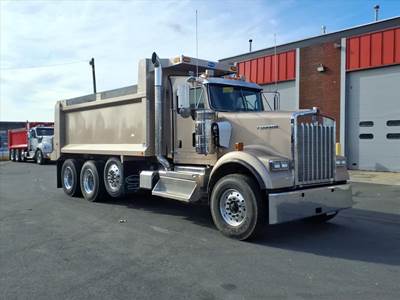 Kenworth W900 Tri Axle Dump Truck - Cummins 565HP, 6 Speed Allison Rds Automatic, 17' Dump