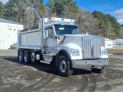 Kenworth W990 Tri Axle Dump Truck - Cummins 525HP, 6 Speed Allison Rds Automatic, 17' Dump