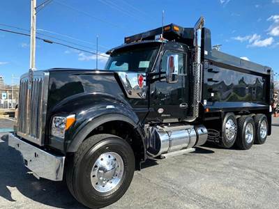 Kenworth W990 Tri Axle Dump Truck - Cummins 565HP, 6 Speed Allison Rds Automatic, 17' Dump