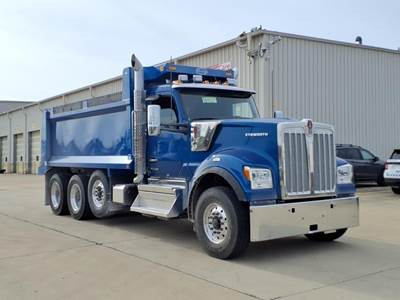 Kenworth W990 Tri Axle Dump Truck - Cummins 565HP, 18 Speed Endurant Amt, 17' Dump