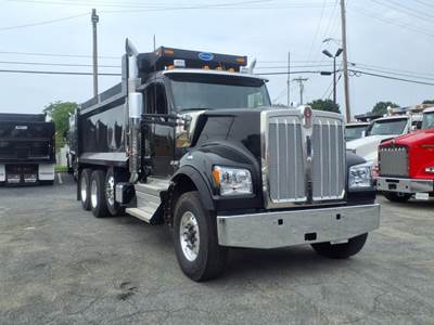 Kenworth W990 Tri Axle Dump Truck - Cummins 565HP, 6 Speed Allison Rds Automatic, 17' Dump
