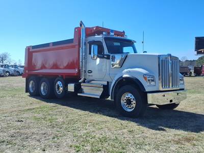 Kenworth W990 Tri Axle Dump Truck - Cummins 525HP, 6 Speed Allison Rds Automatic, 17' Dump