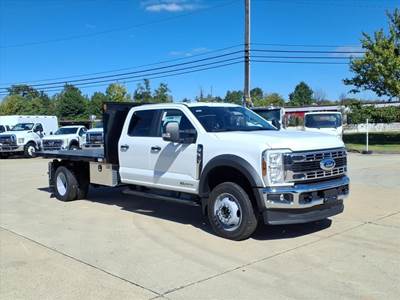 Ford F-550 12 ft Flatbed Truck - Automatic