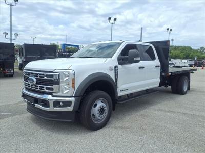 Ford F-550 XL 12 ft Flatbed Truck - Automatic