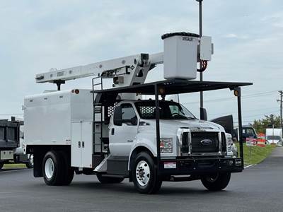 Ford F-750 Single Axle Forestry Bucket Truck - 300HP