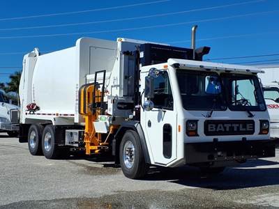 BATTLE MOTORS LETII Garbage Truck - Cummins, 350HP, 6 Speed Allison Rds Automatic